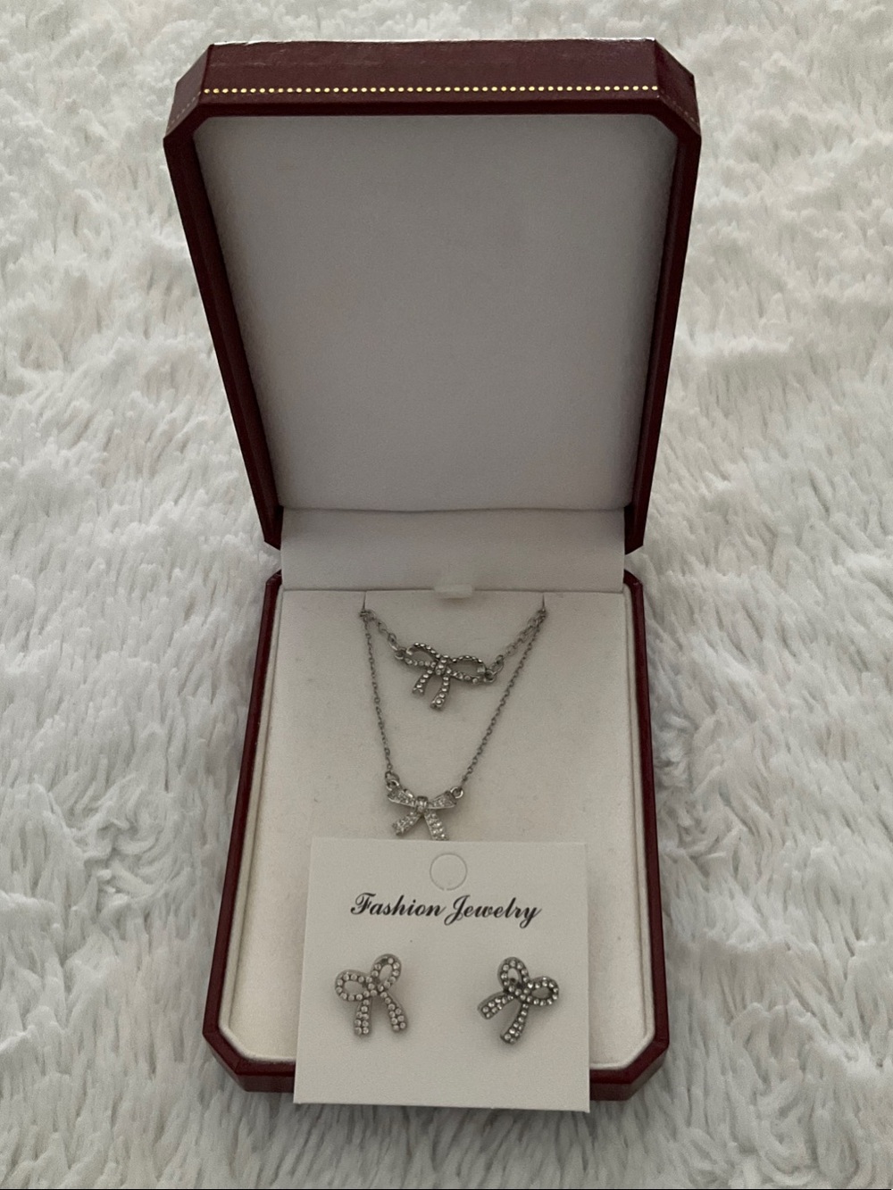 Fashion Jewelry Silver Bow Pendant Necklace with Matching Studs